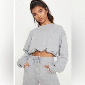 Pretty Little Thing Gray Women's Cropped Sweatshirt & Jogger Set